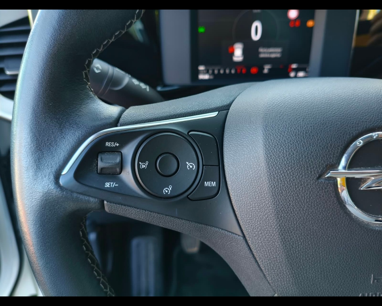 Foto OPEL Mokka 1.2 t Elegance s&s 100cv