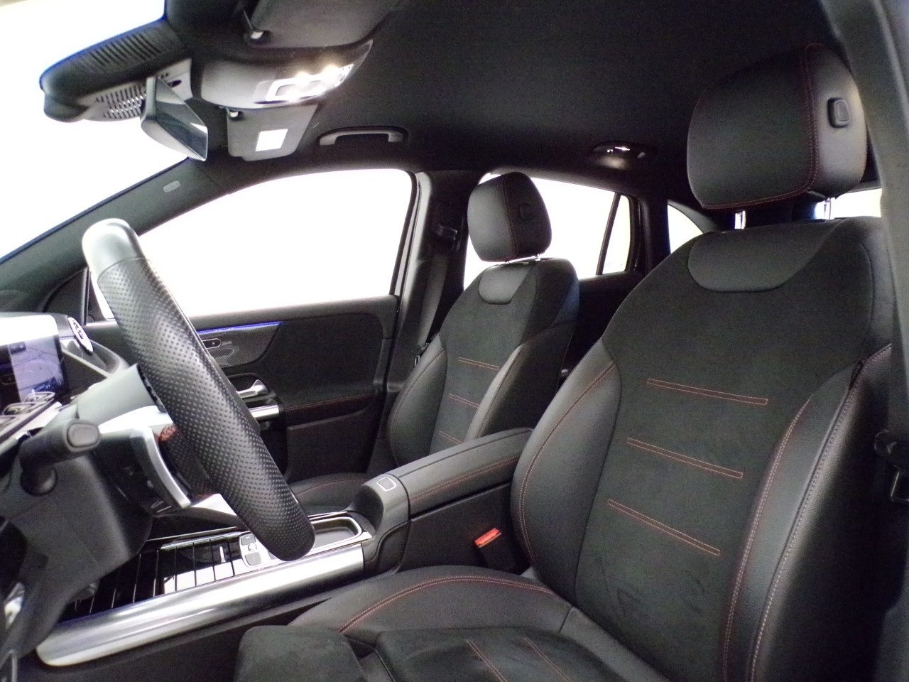 Mercedes  GLA 200 D AMG Line Advanced Plus 8G-DCT - 11