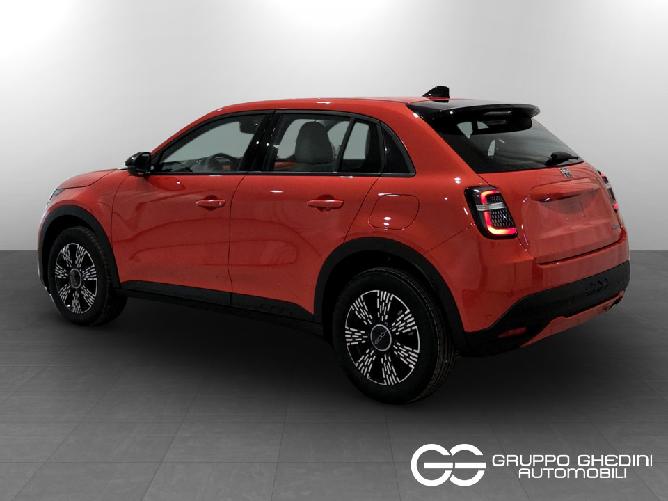 FIAT 600 Hybrid Icon 1.2 Hybrid 145cv Ibrida km0 - 2
