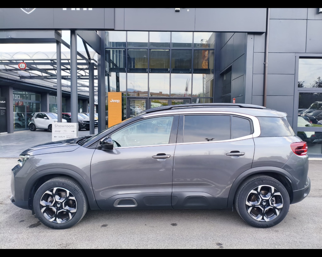 Foto CITROEN C5 Aircross 1.5 bluehdi Shine Pack s&s 130cv eat8