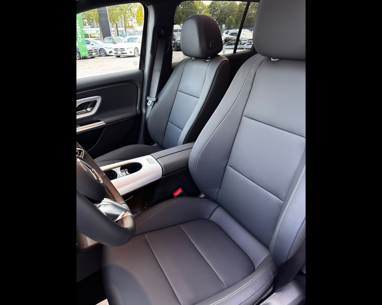 Mercedes GLB Elettrica GLB 250+ con tecnologia EQ Advanced Plus - 13