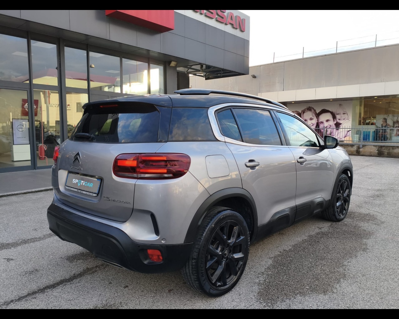 Foto CITROEN C5 Aircross 1.5 bluehdi Shine s&s 130cv eat8