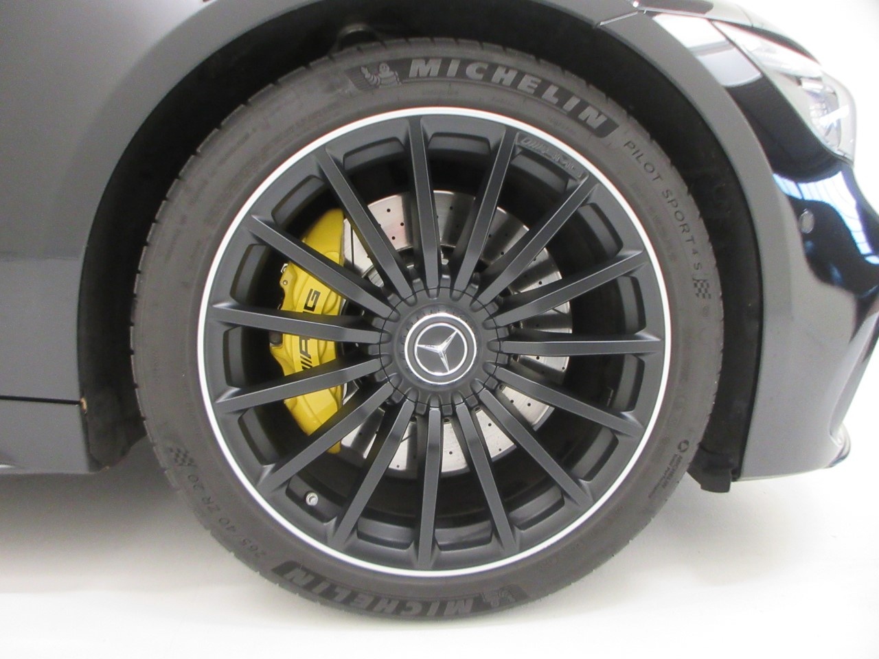 Mercedes AMG GT Coupé 4 AMG GT Coupe 43 Mild hybrid (EQ-BOOST) Premium Plus 4Matic+ Speedshift DCT - 4