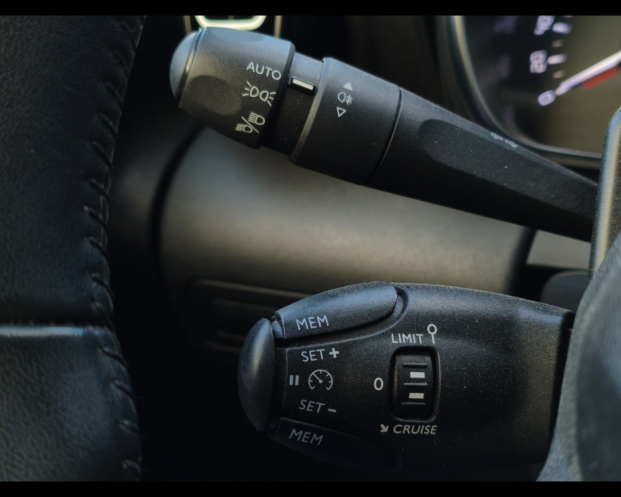 Foto CITROEN C3 Aircross 1.2 puretech Feel 82cv 