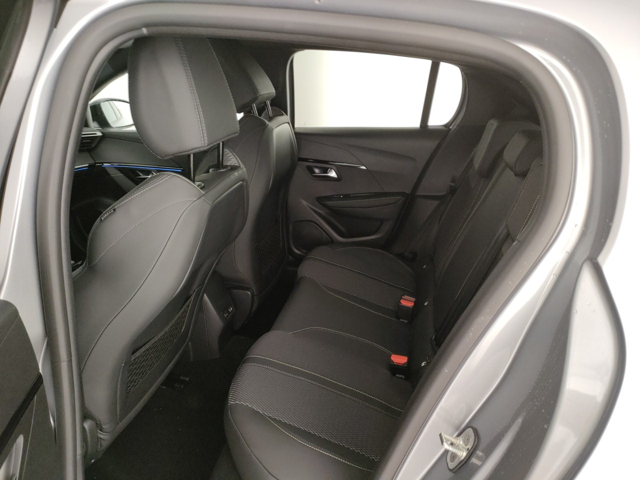 Peugeot 208 Nuovo Ibrido benzina 208 Porto Mantovano