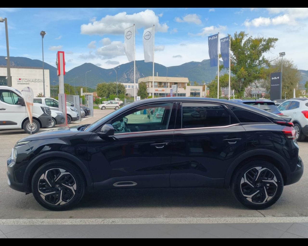 Foto CITROEN C4 1.2 puretech Shine s&s 130cv