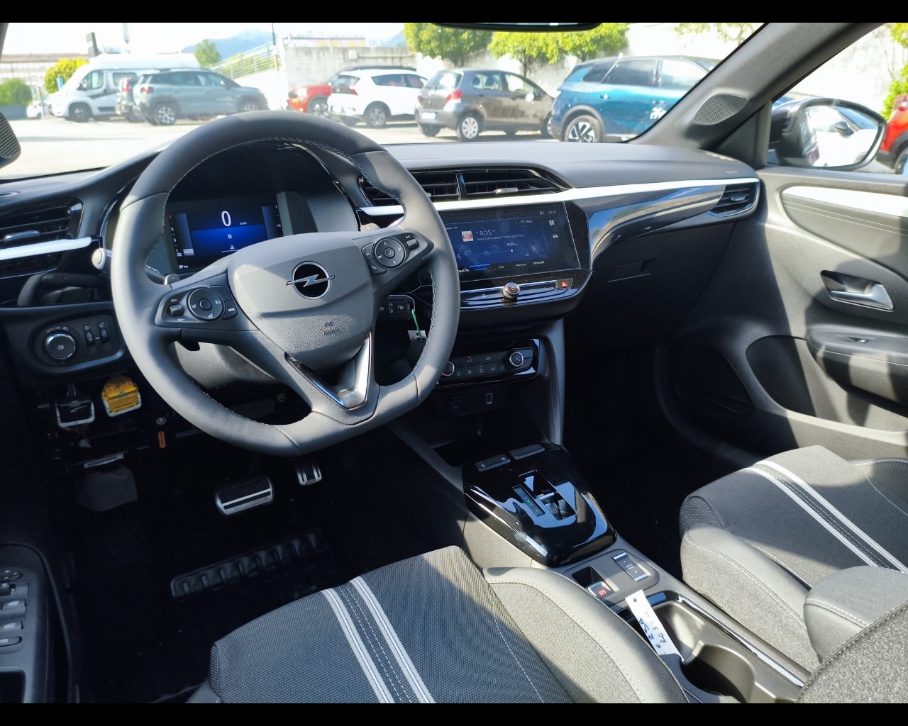 Foto OPEL Corsa 1.2 GS s&s 100cv at8