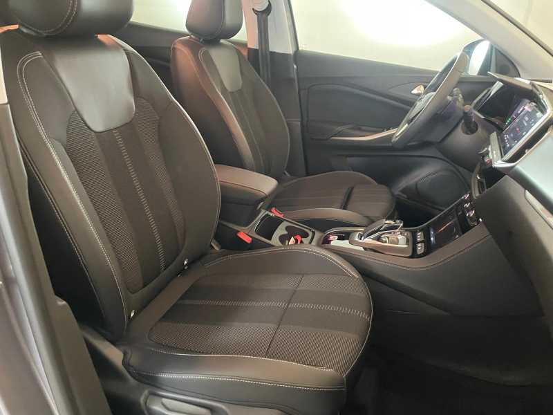 Grandland Business Elegance 1.6 225cv Phev