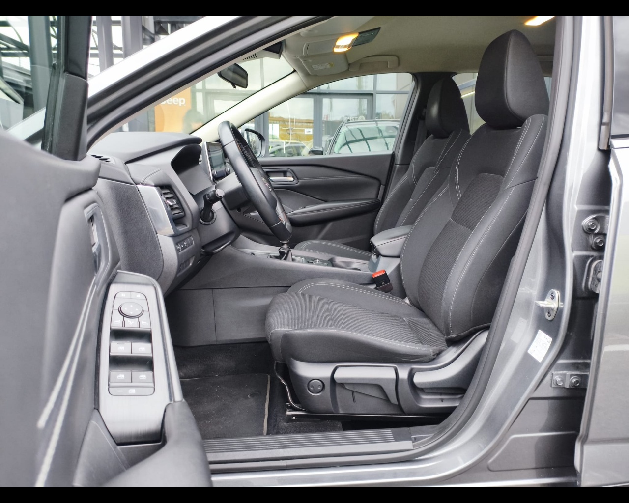 Foto NISSAN Qashqai 1.3 mhev Acenta 2wd 140cv