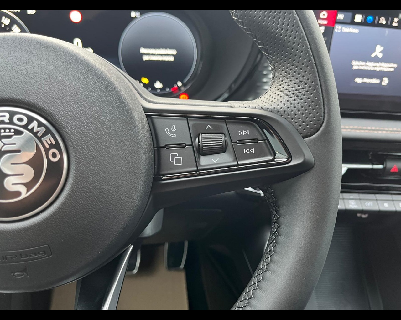 Foto ALFA ROMEO Tonale Diesel My25 Diesel 130cv Sprint