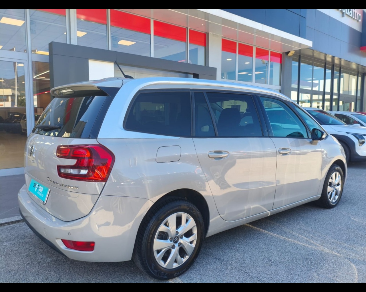 Foto CITROEN C4 Grand Spacetourer 1.5 bluehdi Business 7p. s&s 130cv eat8