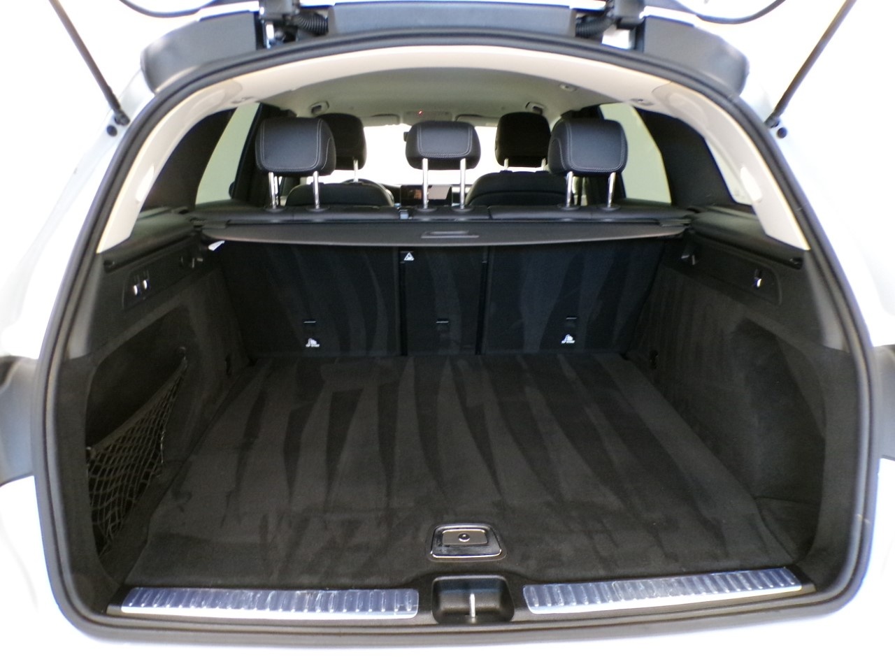 Mercedes GLC GLC SUV 200 D Premium 4Matic 9G-Tronic Plus - 9