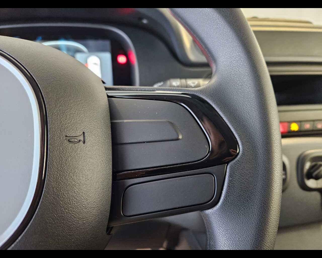 FIAT Panda Van Series 9 Panda 1.0 Hybrid S&S 70cv E6.4 – 2 Posti Ibrido benzina Aziendale - 8