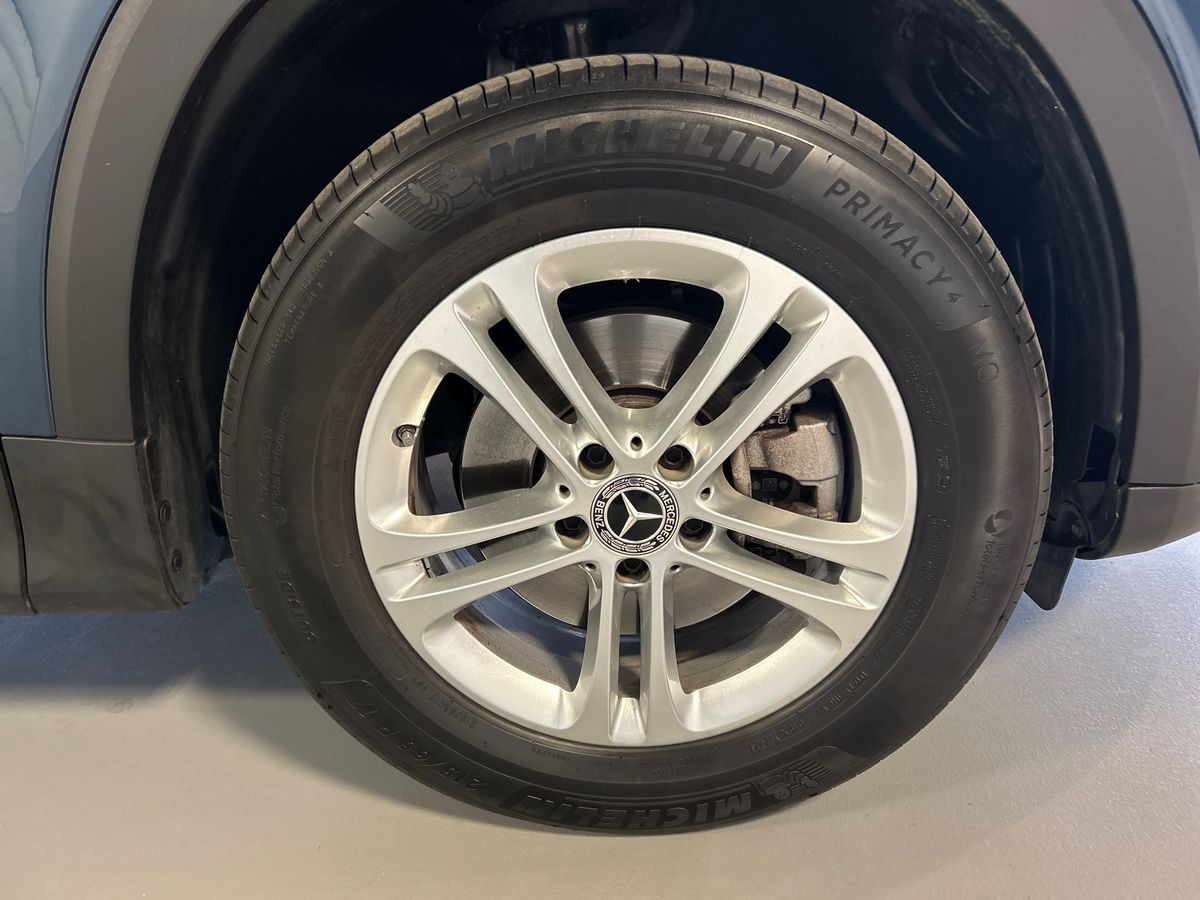 Mercedes GLB GLB 180 D Sport 8G-DCT - 17