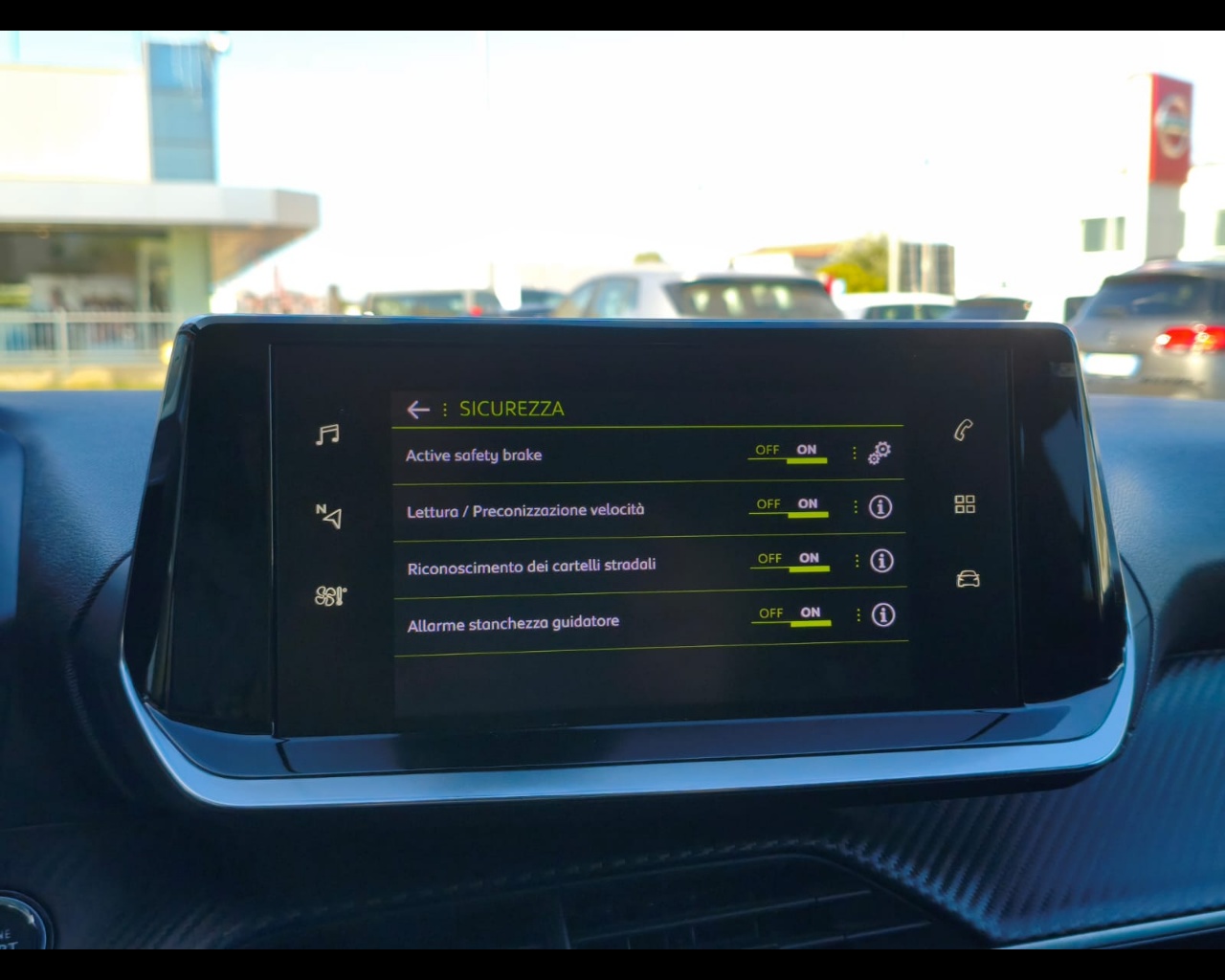 Foto PEUGEOT 2008 1.2 puretech Allure Pack s&s 100cv