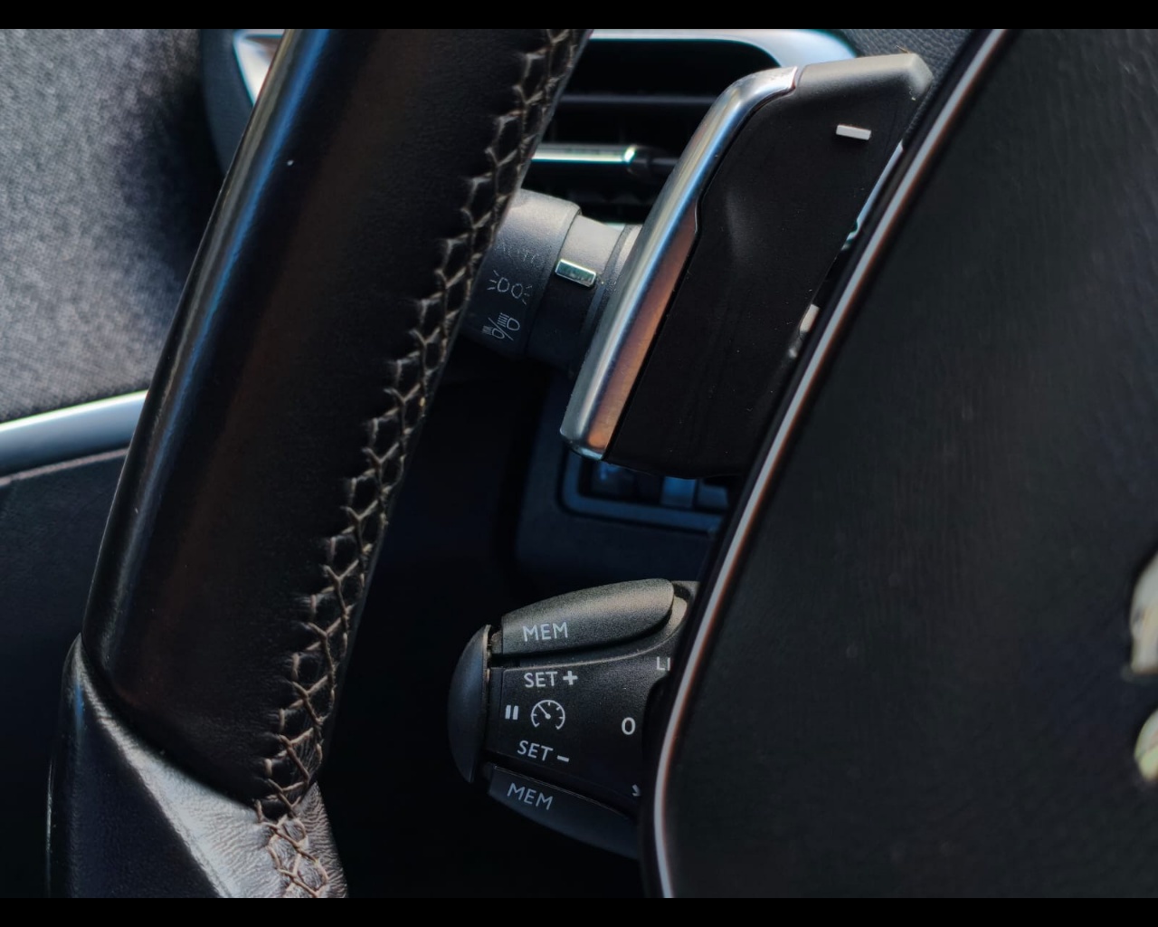 Foto PEUGEOT 3008 1.5 bluehdi GT Line s&s 130cv eat8