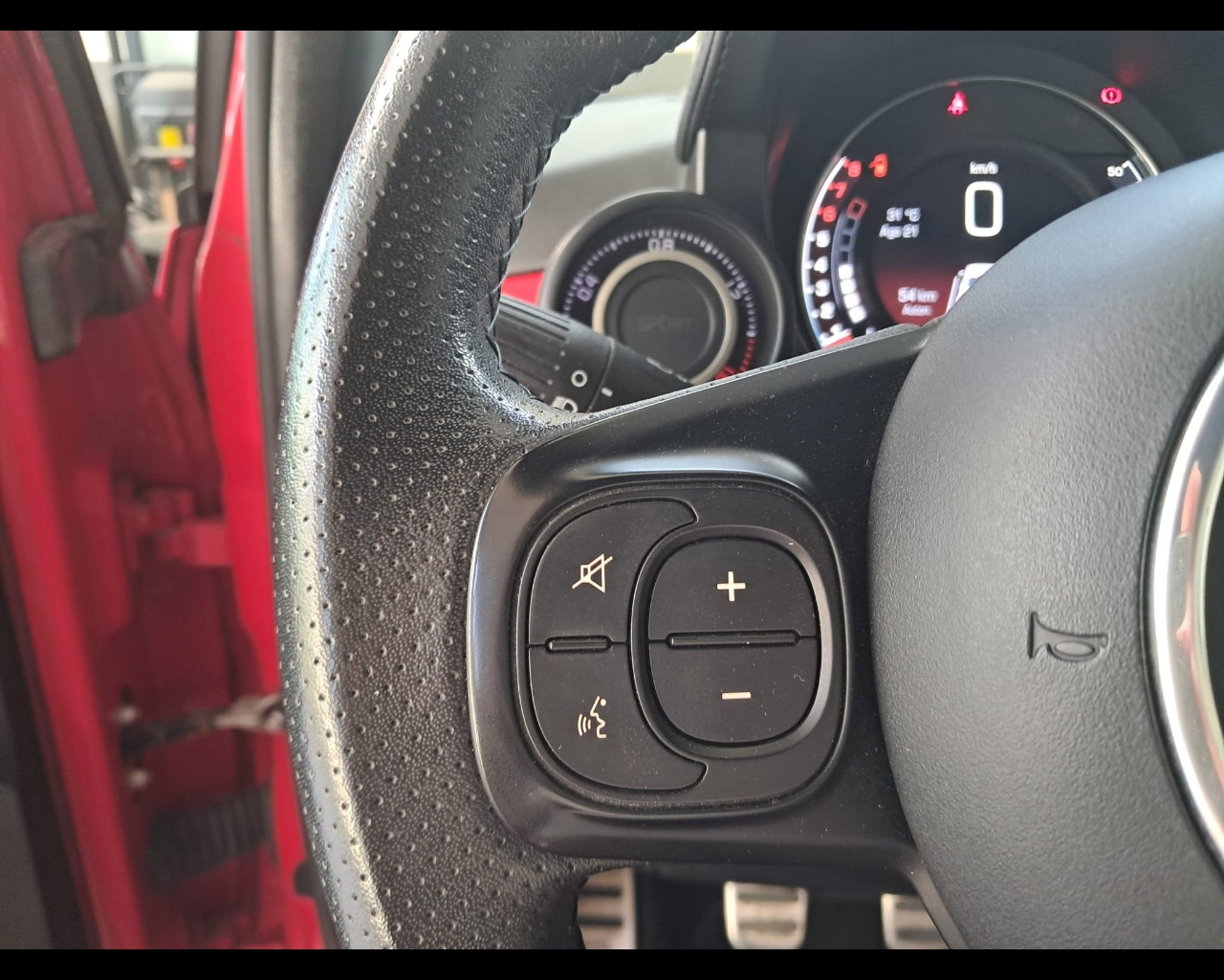 Foto Abarth 595 1.4 t-jet 145cv Gpl