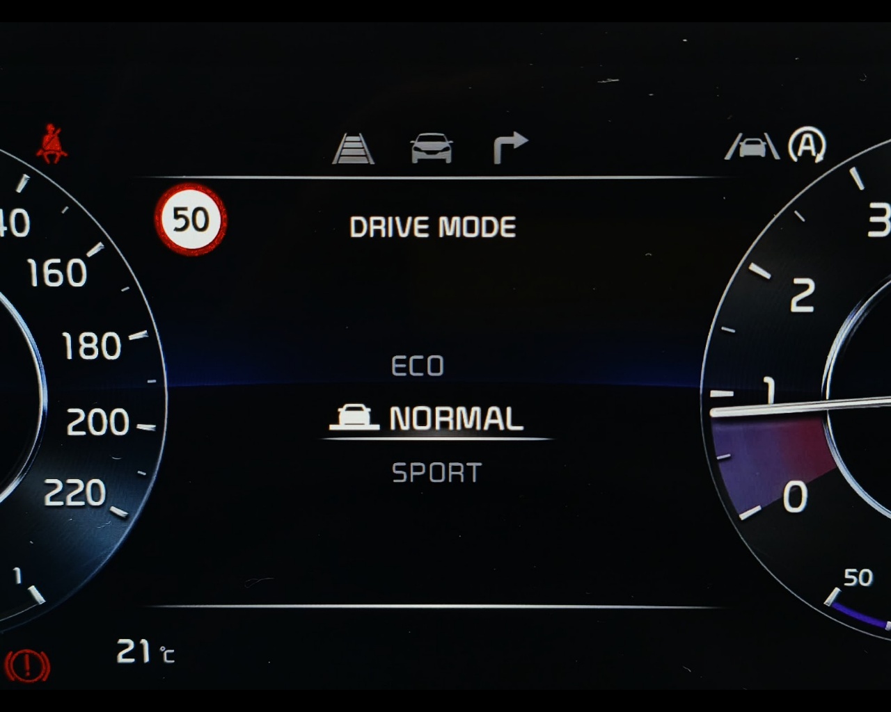 Foto KIA NUOVA STONIC 1.0 T-GDI MH STYLE LAUNCH
5 Door