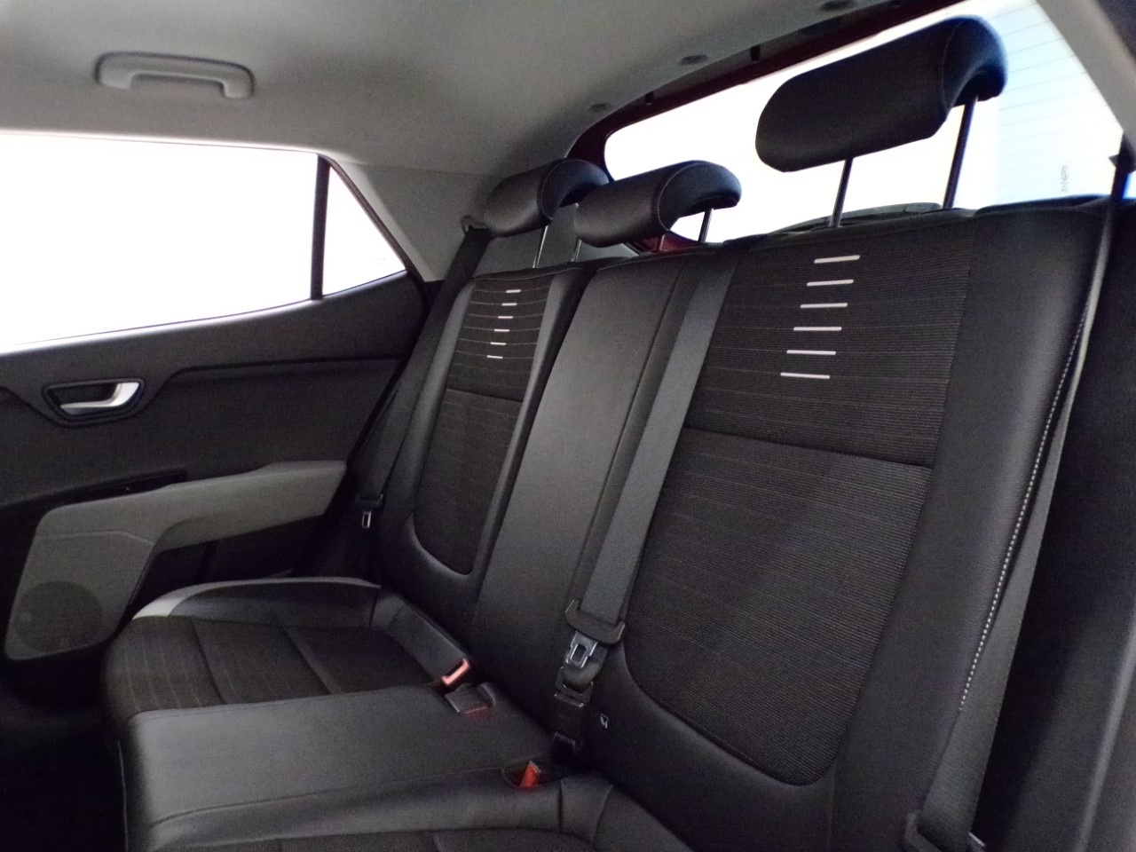 Kia Stonic Stonic 1.0 T-GDI 120cv Energy DCT7 - 13