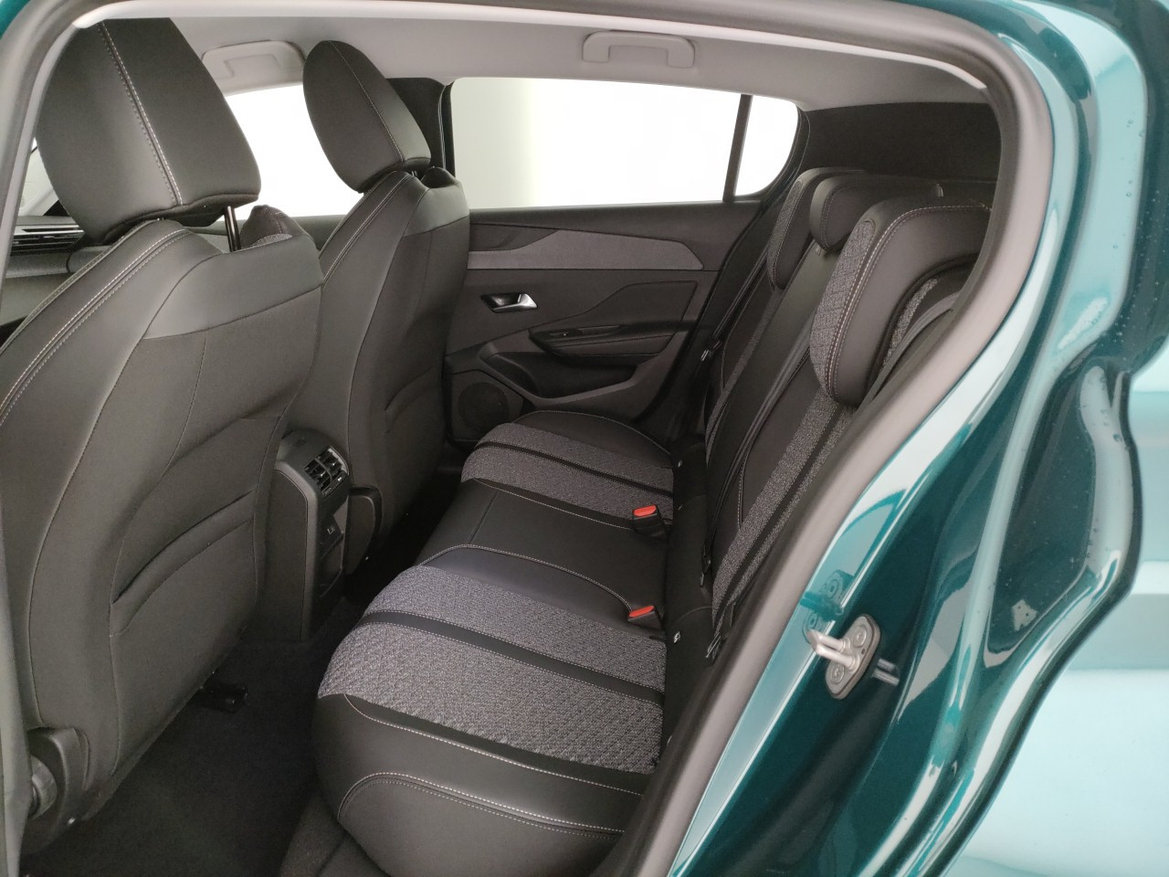 Peugeot 308 Nuovo Ibrido benzina 308 Porto Mantovano