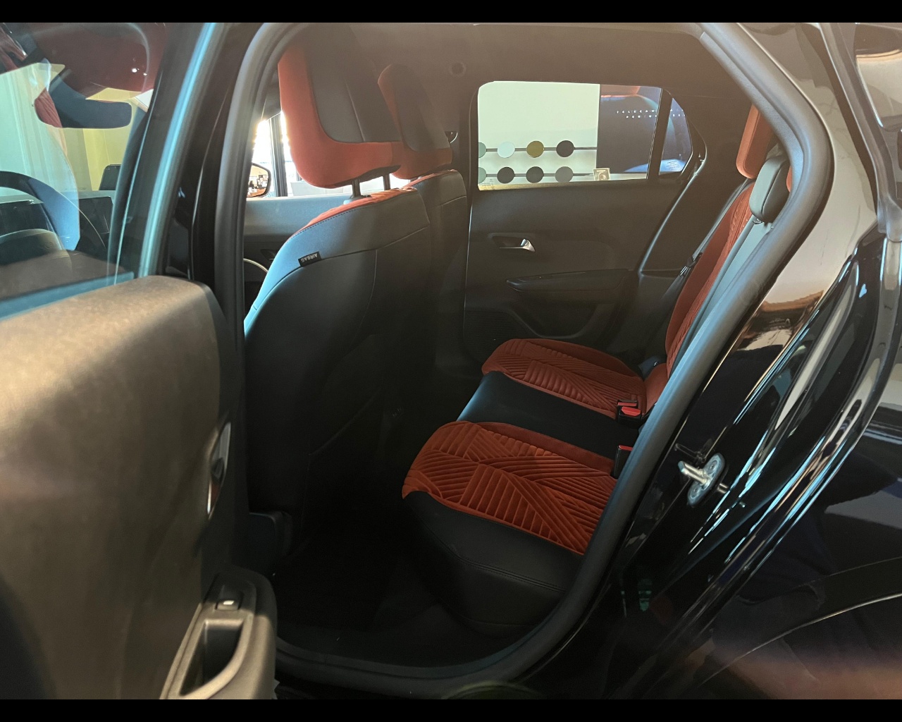 Foto LANCIA Nuova Ypsilon Ibrida Ypsilon Lx 1.2 100cv Ibrida