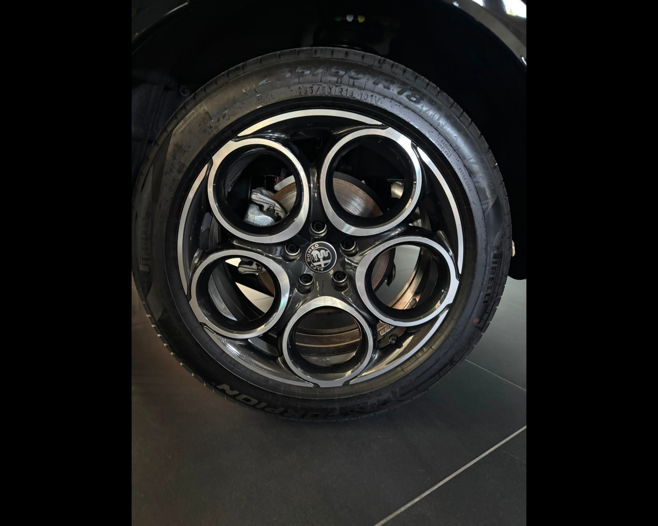 Foto ALFA ROMEO Tonale Ibrida Ibrida 175cv Sprint