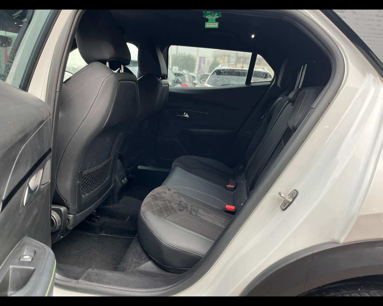 Foto PEUGEOT  2008 1.5 bluehdi GT Pack s&s 130cv eat8