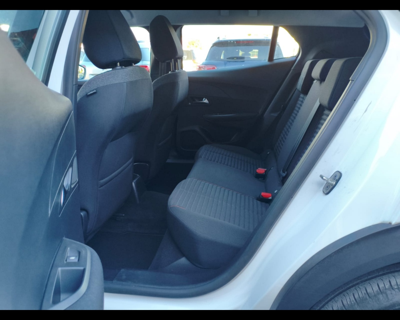 Foto PEUGEOT 2008 1.2 puretech Active Pack s&s 100cv