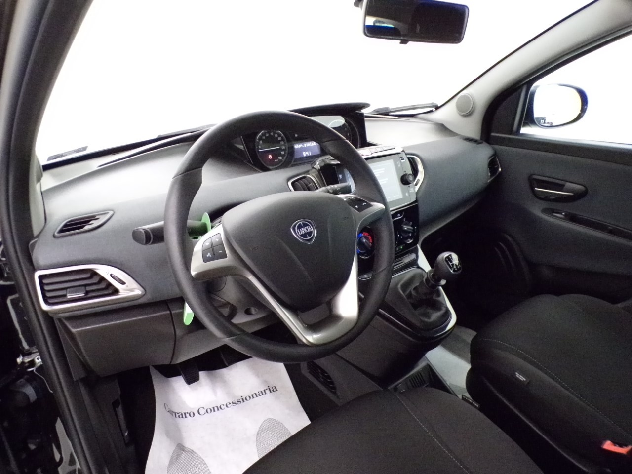 Lancia Ypsilon Ypsilon 5 Porte 1.0 FireFly Hybrid 70cv Silver - 11