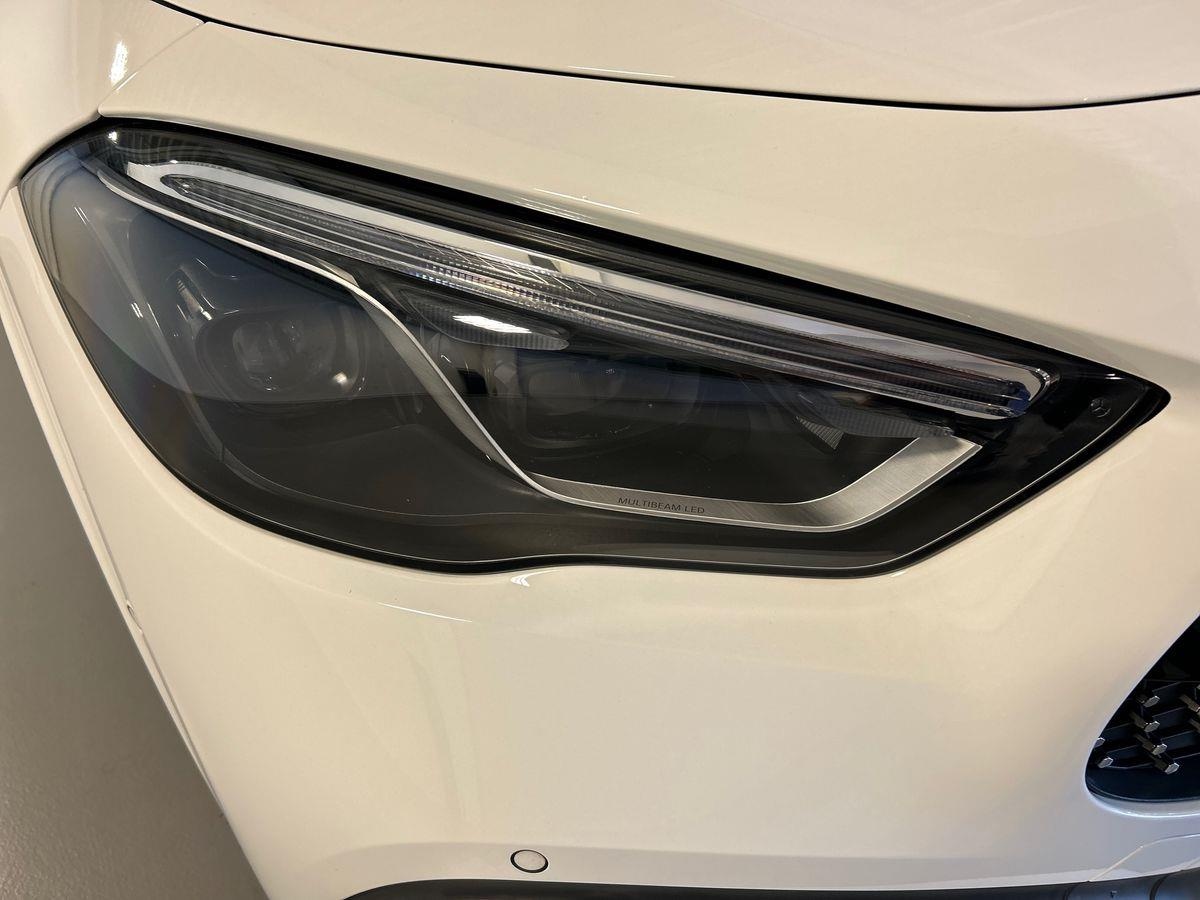 Mercedes  GLA 180 AMG Line Advanced Plus 7G-DCT - 7