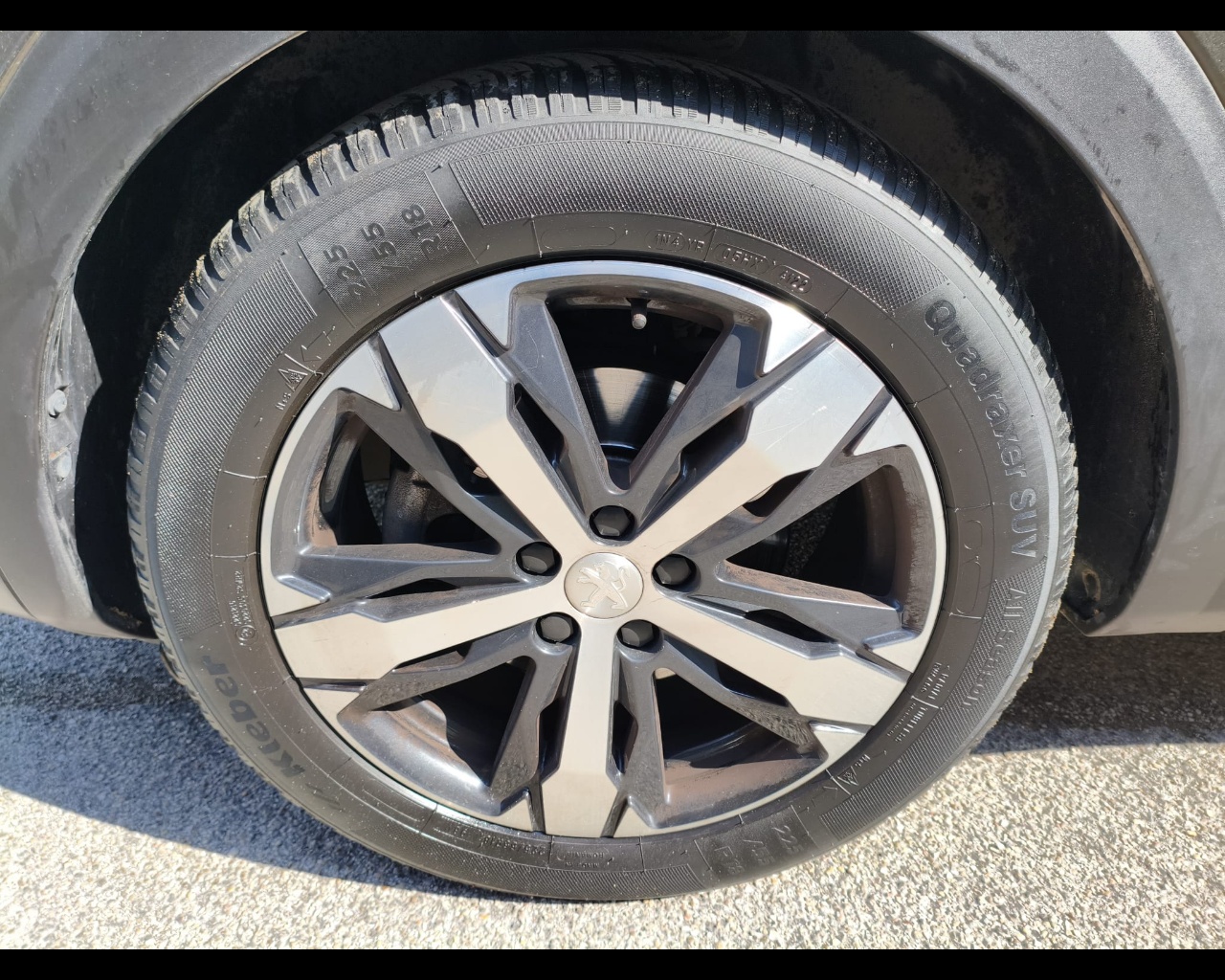 Foto PEUGEOT 3008 1.5 bluehdi Allure s&s 130cv eat8