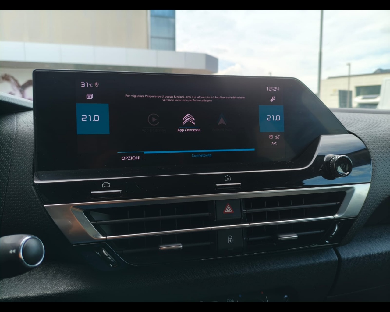 Foto CITROEN C4 1.2 puretech Shine s&s 130cv