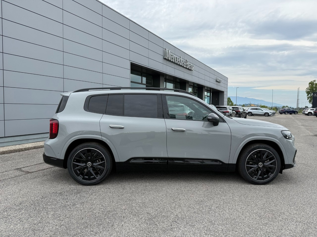 Mercedes GLB GLB 180 ADVANCED PLUS - 4