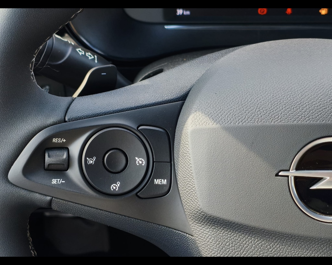 Foto OPEL Corsa 1.2 GS s&s 100cv at8