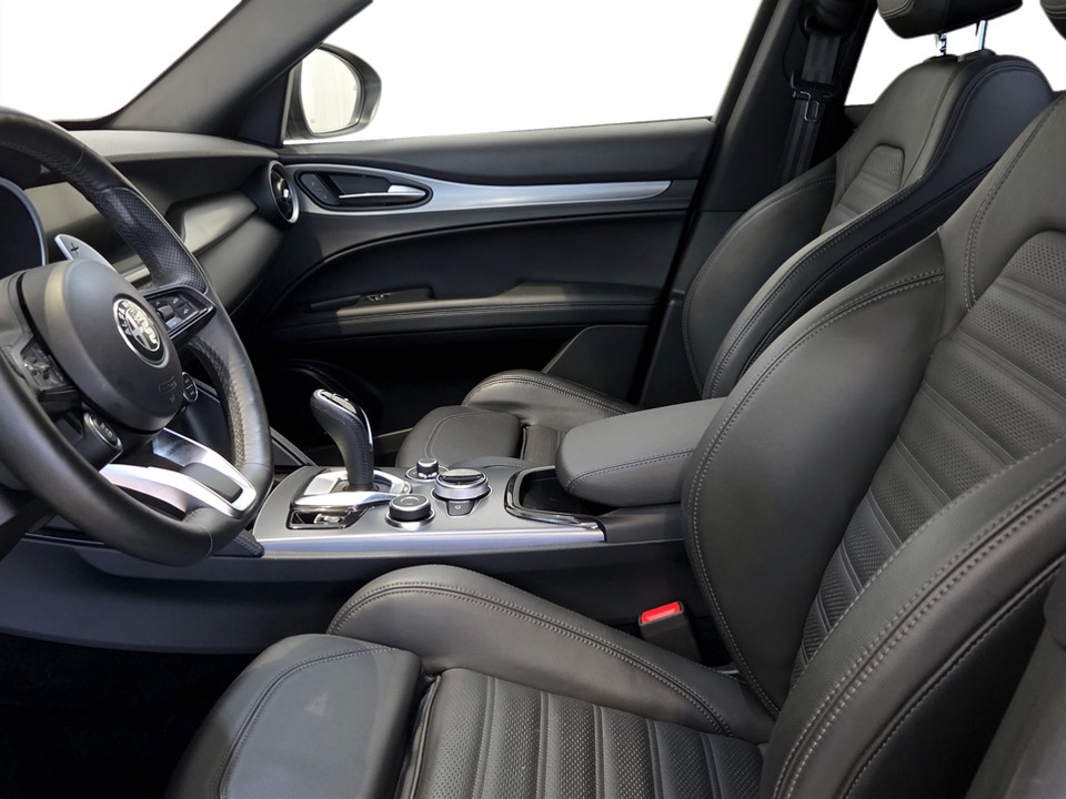 ALFA ROMEO Stelvio 2.2 t Veloce Q4 210cv auto Diesel usato - 6
