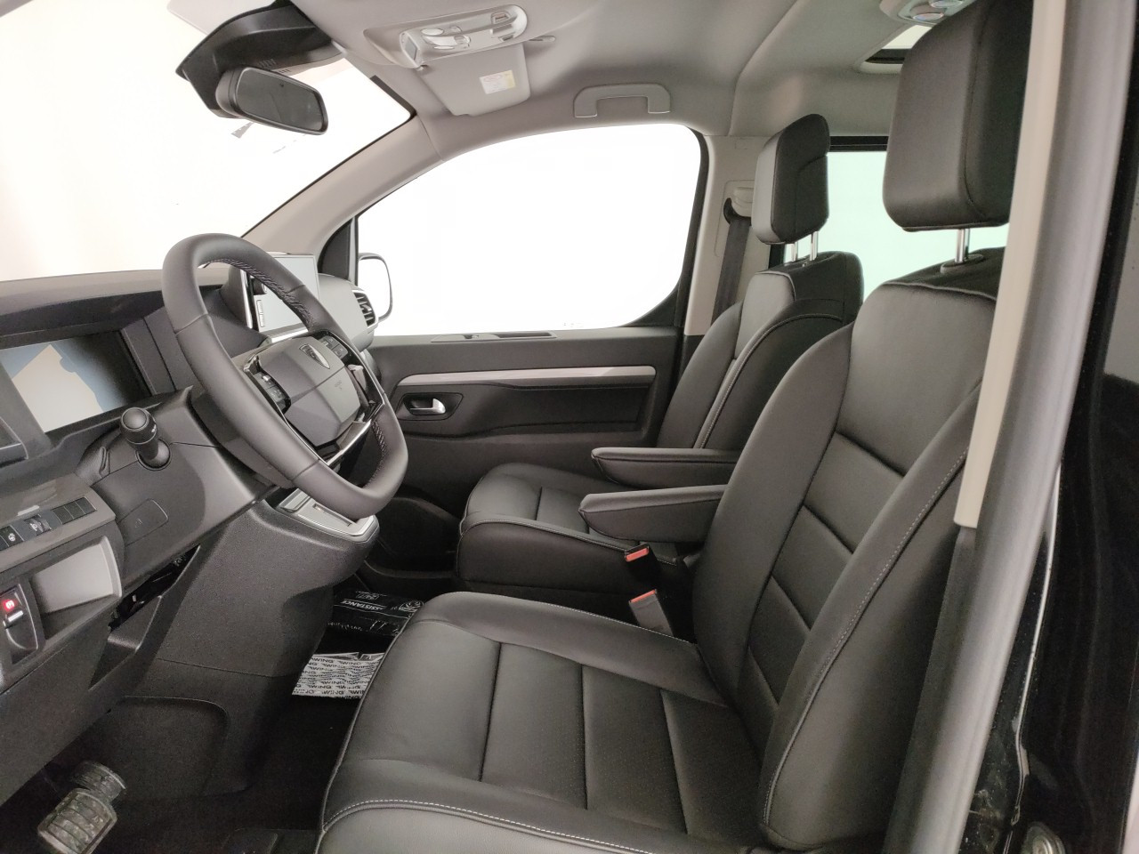 Peugeot Traveller Nuovo diesel Traveller Porto Mantovano