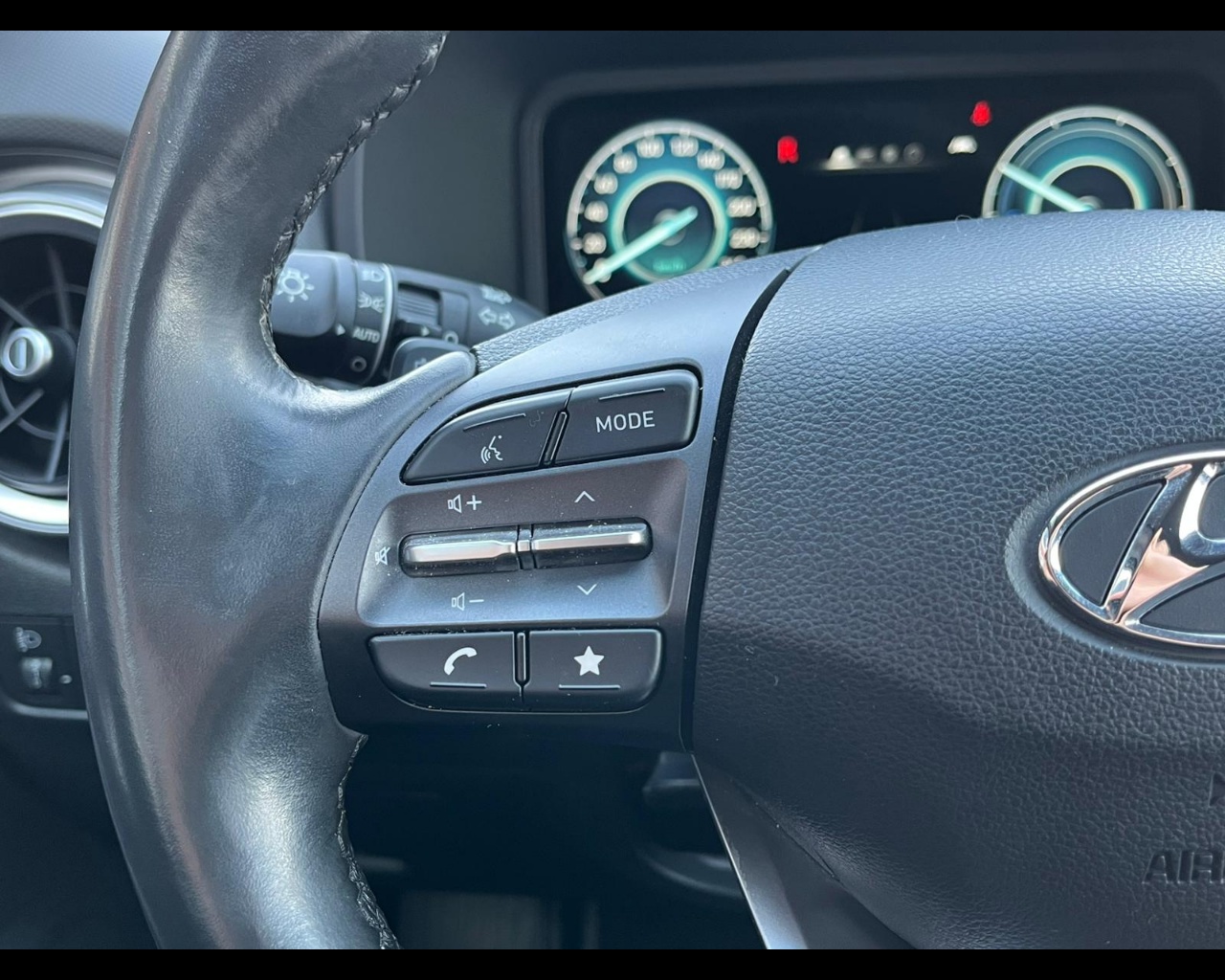 Foto HYUNDAI Kona 64 kWh EV Xline