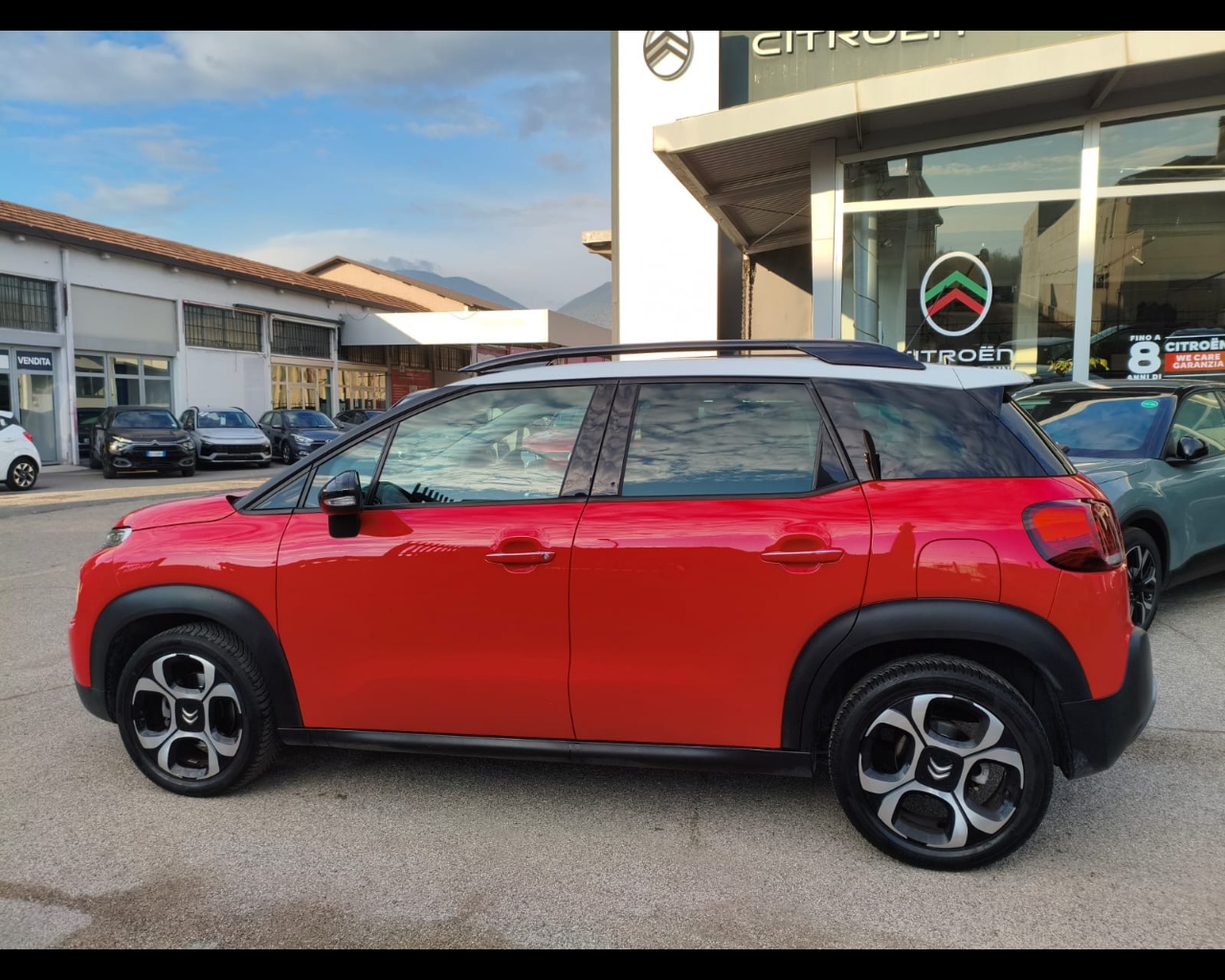 Foto CITROEN C3 Aircross 1.2 puretech Shine s&s 110cv eat6