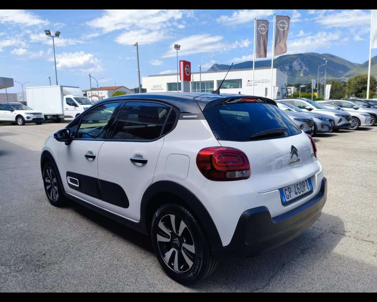 Foto CITROEN C3 1.2 puretech Shine s&s 83cv