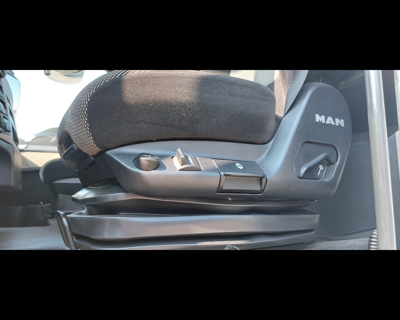 MAN TGX 18.500 4X2 BLS ADR AT/EXII/EXIII/FL