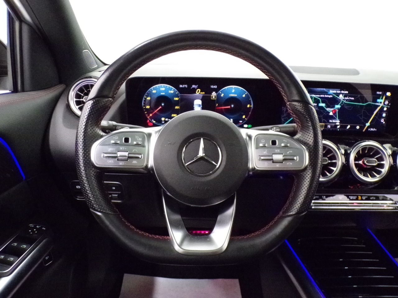 Mercedes GLA GLA 200 D Premium 4Matic 8G-DCT - 18