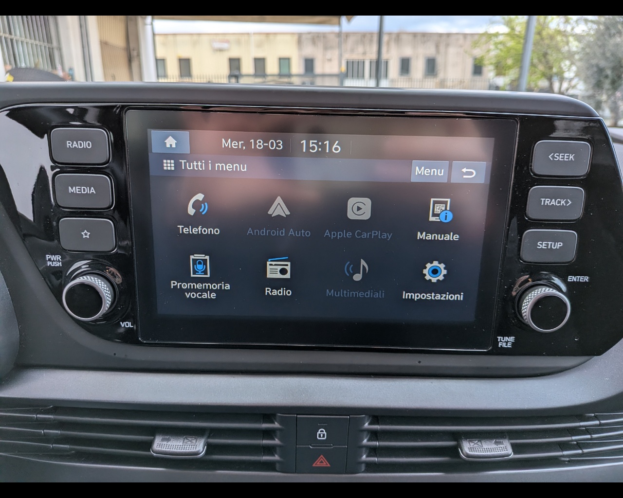 Foto HYUNDAI Bayon - Bayon 1.2 Gpl Xline