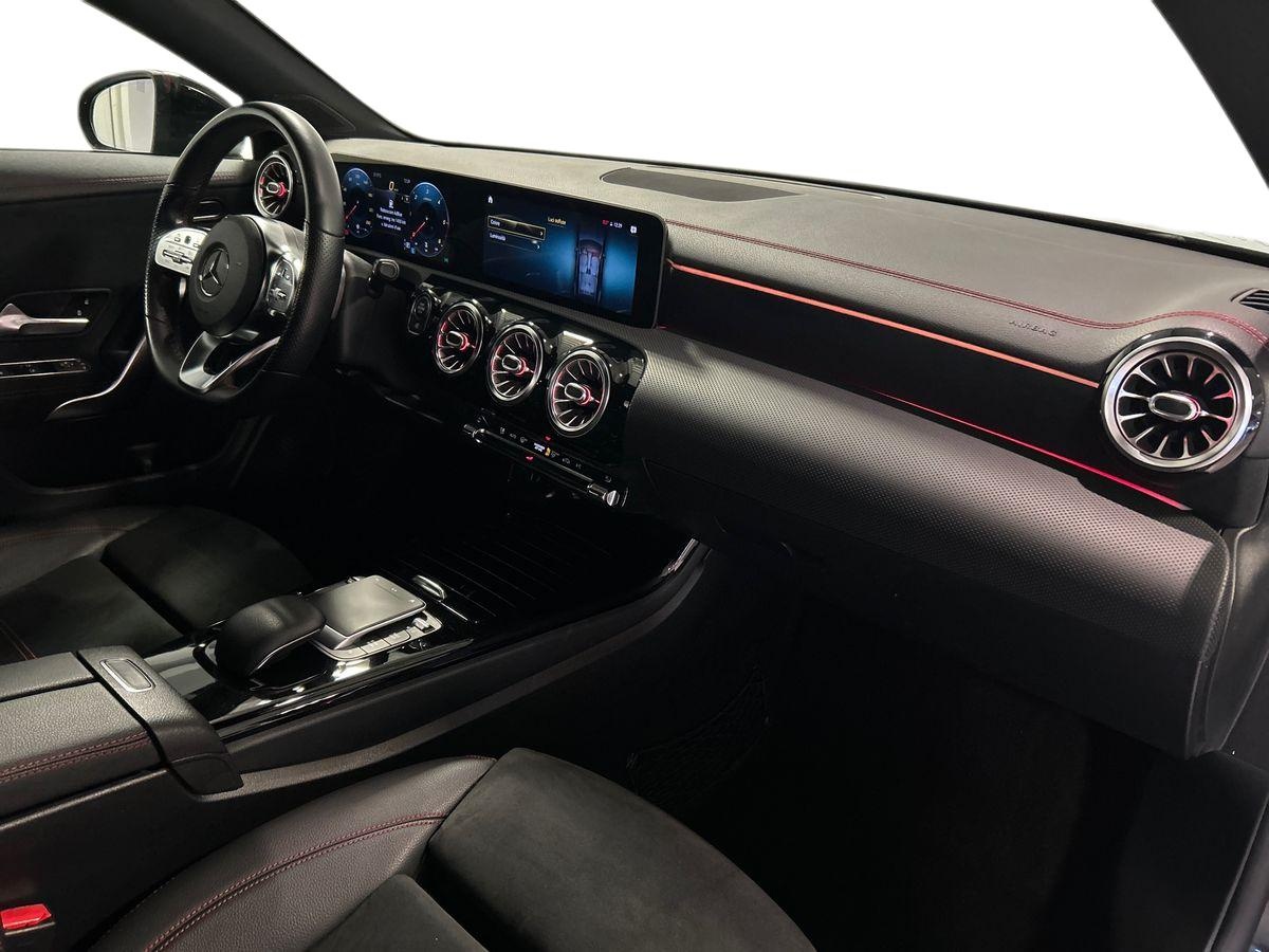 Mercedes CLA Shooting Brake CLA Shooting Brake 200 D Premium 8G-DCT - 15