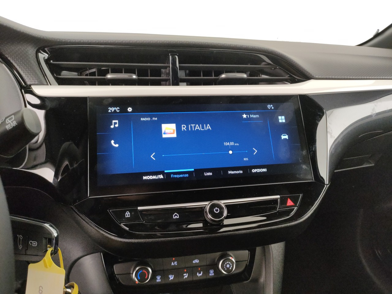 Opel Corsa Nuovo Ibrido benzina Corsa Porto Mantovano