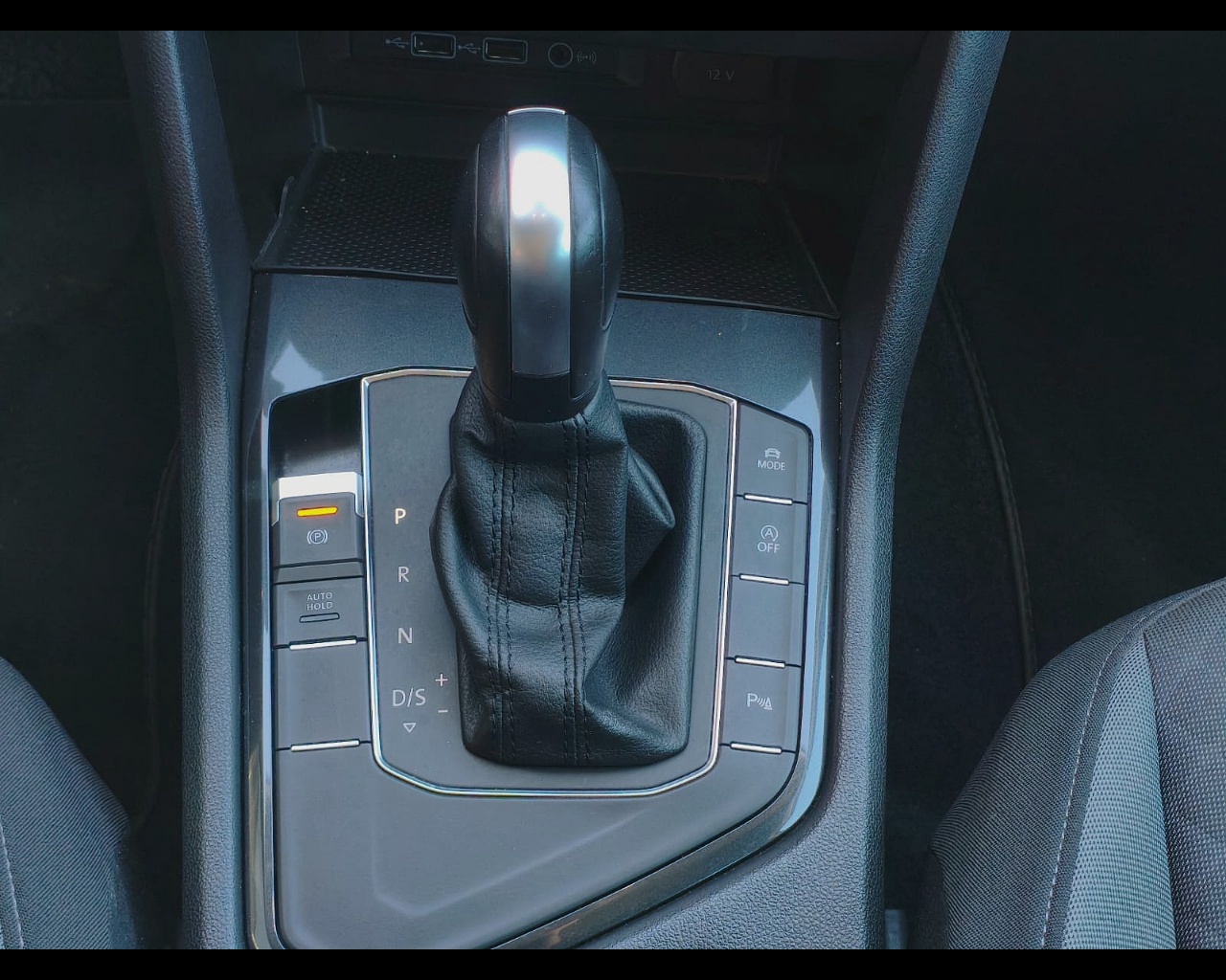 Foto VOLKSWAGEN Tiguan 1.5 tsi Sport 150cv dsg