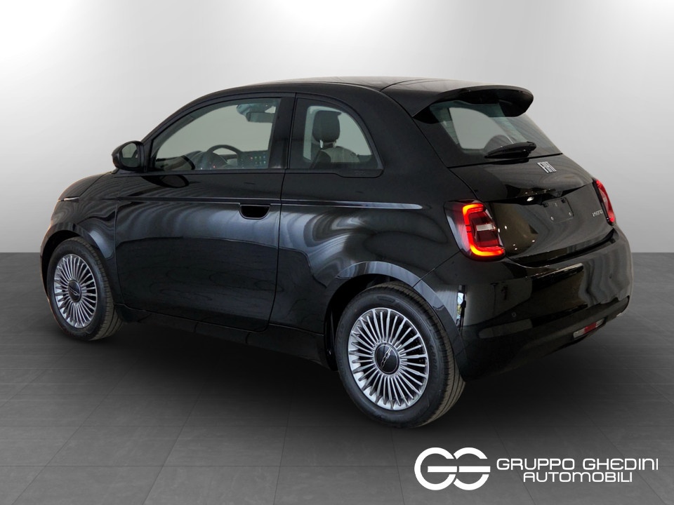 FIAT 500 1.0 hybrid Icon Ibrida km0 - 2