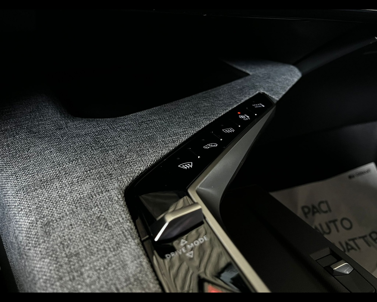 Foto PEUGEOT Nuova 3008 GT - Plug-in HYBRID 195