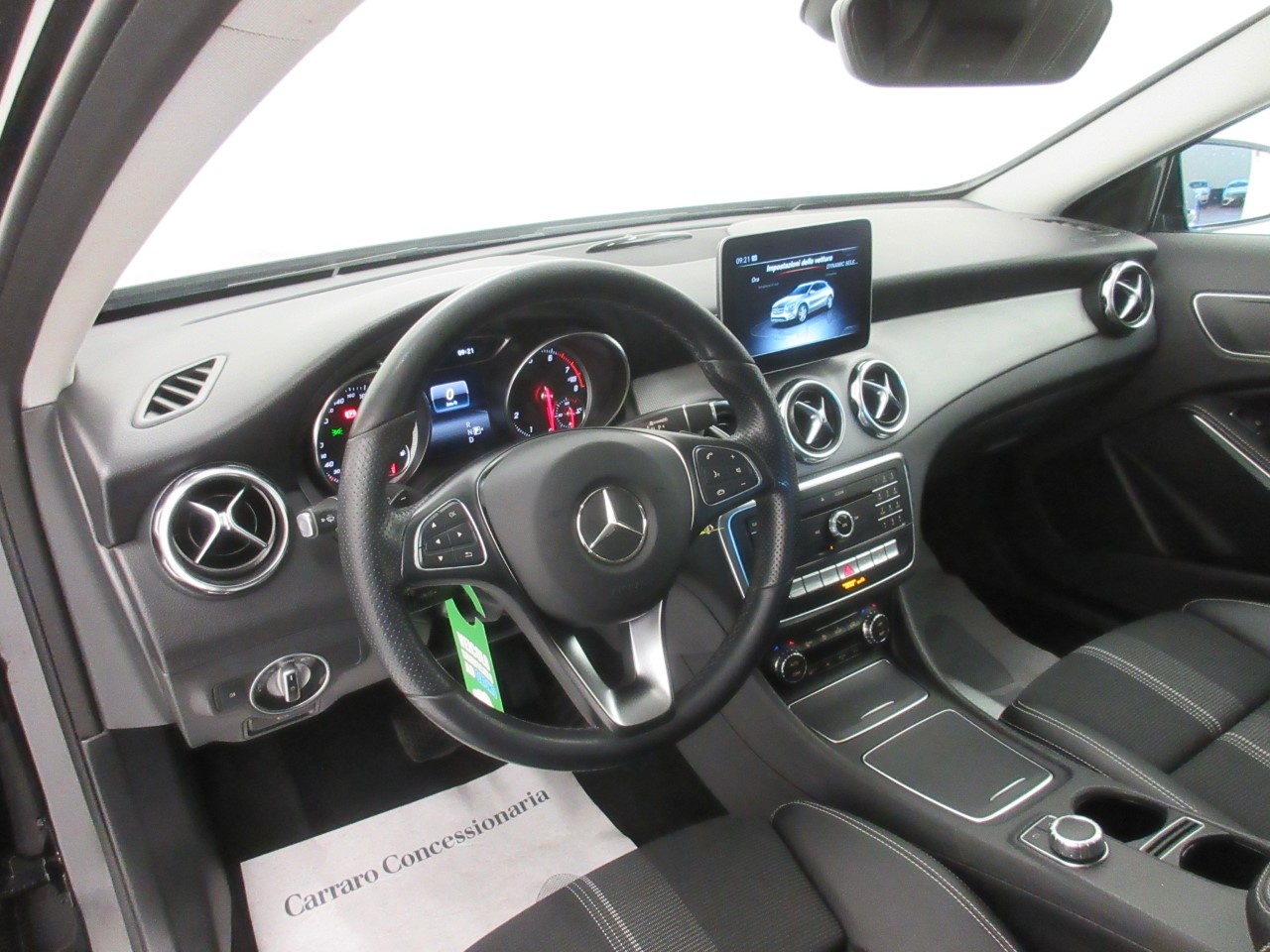 Mercedes GLA GLA 180 Sport 7G-DCT - 11