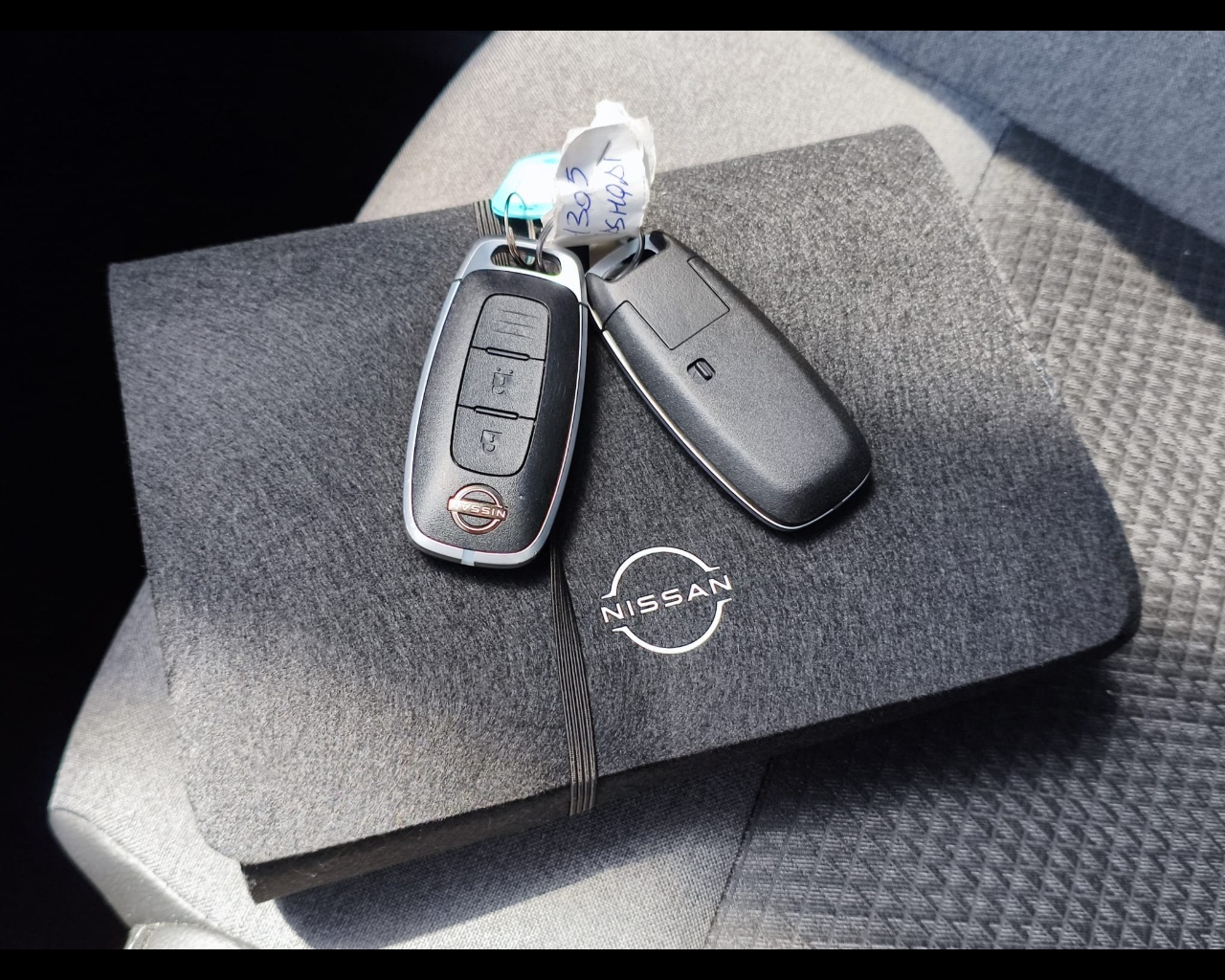 Foto NISSAN Qashqai 1.3 mhev N-Connecta 2wd 140cv