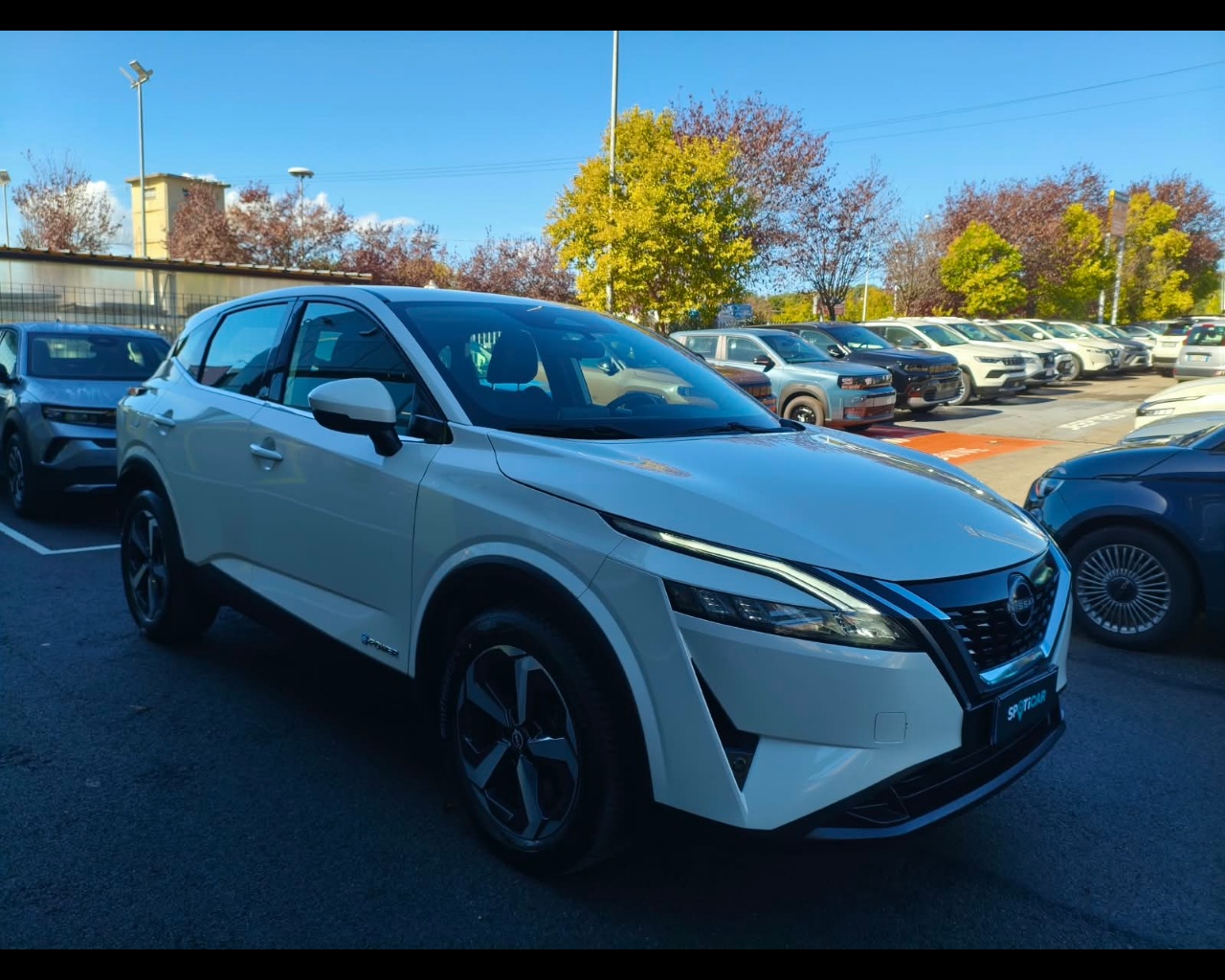Foto NISSAN Qashqai 1.5 e-power Acenta 2wd